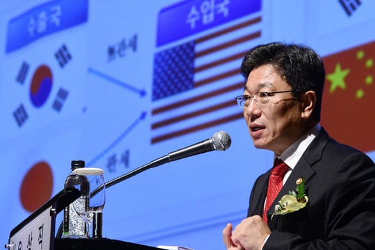 Kinh tế trì trệ, Hàn Quốc cần "chiếc phao" TPP