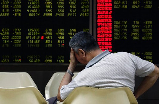 3 yếu tố đè nặng chứng khoán Trung Quốc