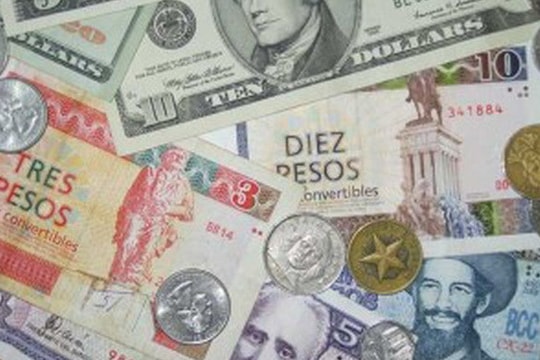 Cuba triển khai dịch vụ ngân hàng mới hỗ trợ kinh tế tư nhân