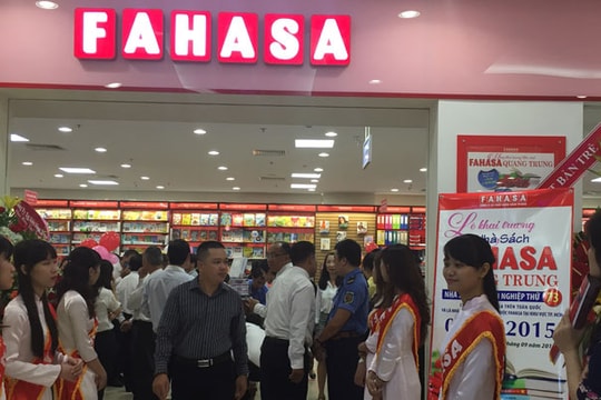 Khai trương Nhà sách FAHASA Quang Trung