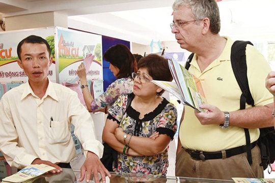 Vì sao người nước ngoài chưa dám mua nhà ở Việt Nam?