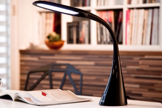 Chọn đèn LED an toàn cho mắt