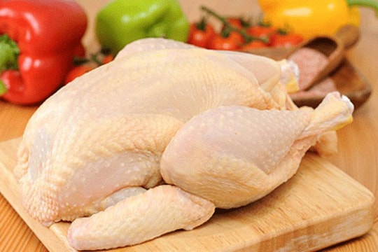 Thịt gà Mỹ "siêu rẻ" do gian lận thương mại?