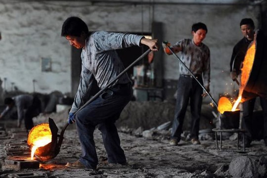 Ngành thép Trung Quốc chìm theo khủng hoảng