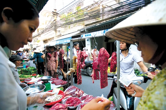 Tăng "heo sạch", chặn "thịt bẩn"