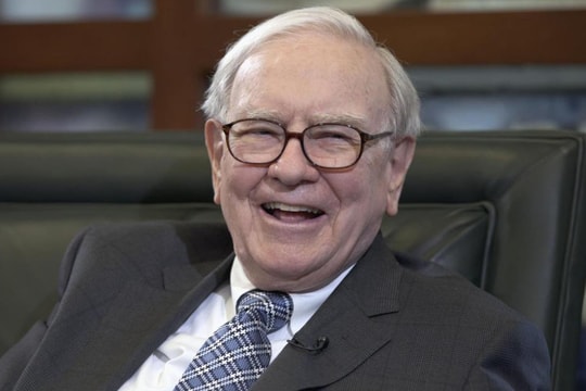 2 bài học từ bữa trưa với Warren Buffett
