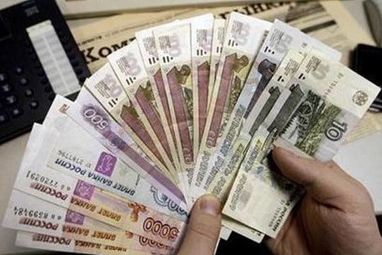 Nga: Người vay ngoại tệ lao đao vì đồng ruble mất giá