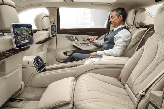 Cận cảnh xe siêu sang Mercedes-Maybach S 600