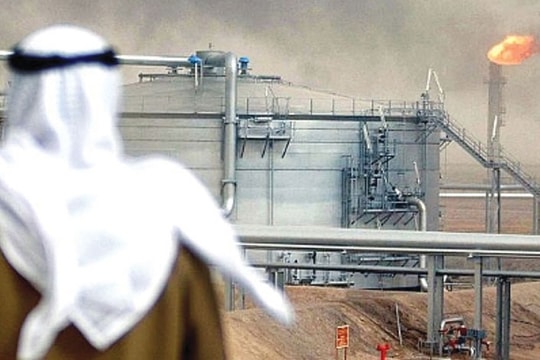 Các nước Trung Đông “khóc trên biển dầu”