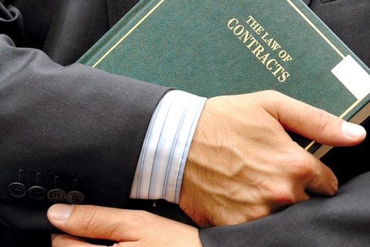 Các lưu ý khi ký kết hợp đồng thương mại