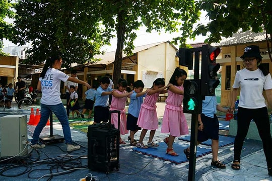 FedEx Express: Hành trình "Đi bộ an toàn"