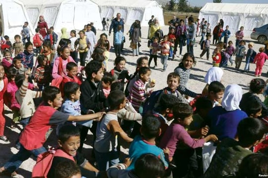 Trẻ nghèo ở nước giàu