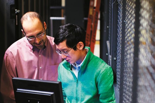 Microsoft ra mắt báo cáo An toàn an ninh mạng SIRv20