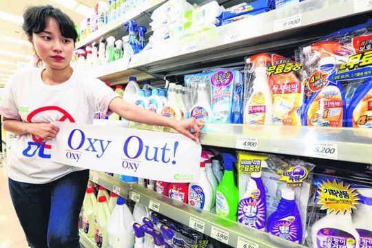 Chính phủ Hàn Quốc bị kiện vì bê bối sản phẩm gây ung thư