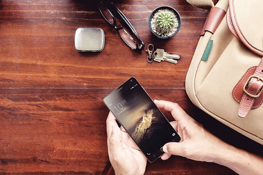 5 smartphone màn hình rộng có dung lượng pin cao