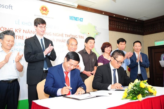 Microsoft hỗ trợ đào tạo CNTT cho thanh thiếu niên vùng sâu vùng xa