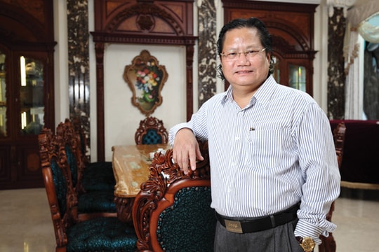 Ông "trùm" cổ vật Đỗ Hùng: "Mua của người chán, bán cho người chơi"