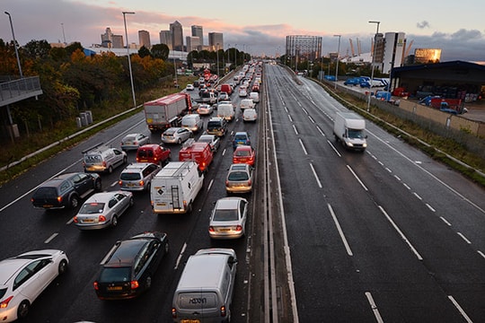 Vì sao Trung Quốc mạnh tay chi tiền cho cơ sở hạ tầng?