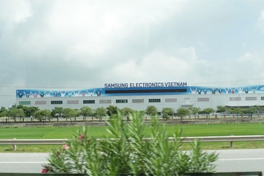 Samsung thiết lập "cứ điểm" TV và thiết bị gia dụng tại Việt Nam