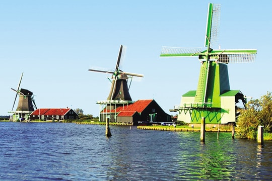 Những ngôi làng đẹp như cổ tích quanh Amsterdam