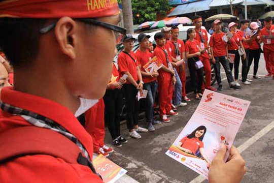 130 tình nguyện viên tham gia hành trình hiến máu xuyên Việt