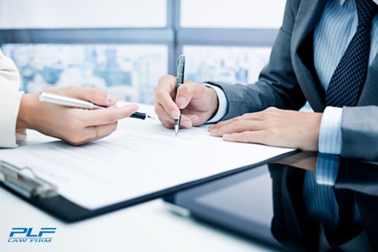 5 điều khoản cần có để giảm thiểu thiệt hại trong hợp đồng