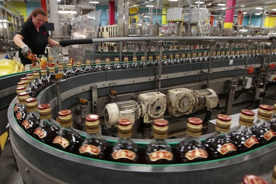 Chỉ số PMI ngành sản xuất Anh thấp kỷ lục trong 7 năm