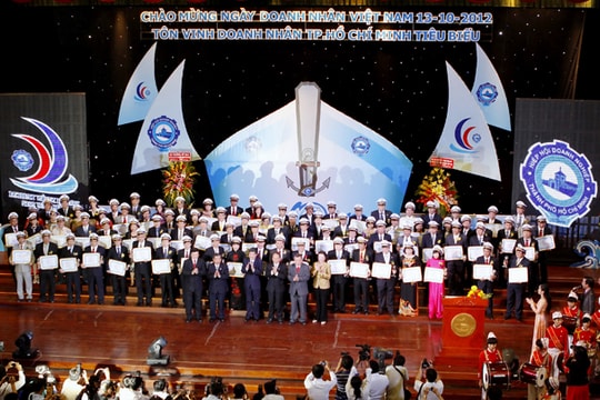 Bình chọn Doanh nhân và Doanh nghiệp TP.HCM tiêu biểu 2016