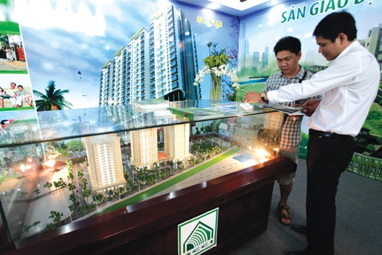 Doanh nghiệp kính xây dựng gặp khó