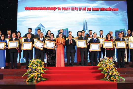 Vinh danh Doanh nhân - Doanh nghiệp TP.HCM tiêu biểu năm 2016