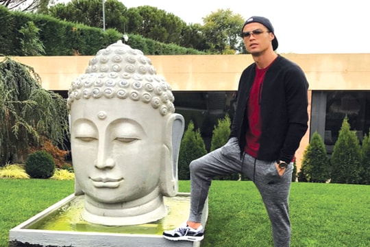 Ronaldo chọc giận người hâm mộ