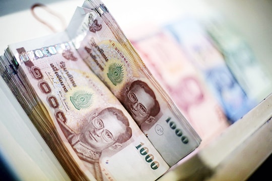 Kinh tế Thái Lan "yếu" vì đồng baht "mạnh"