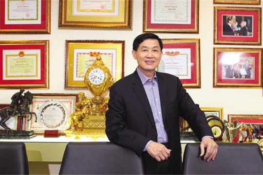 Doanh nhân Johnathan Hạnh Nguyễn và "cái giá" của người tiên phong