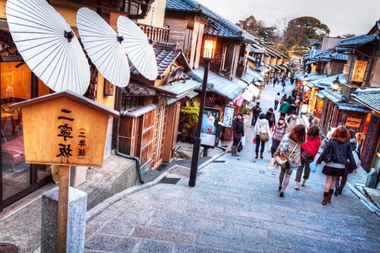 Hàng triệu người Nhật trên 35 tuổi vẫn sống cùng bố mẹ