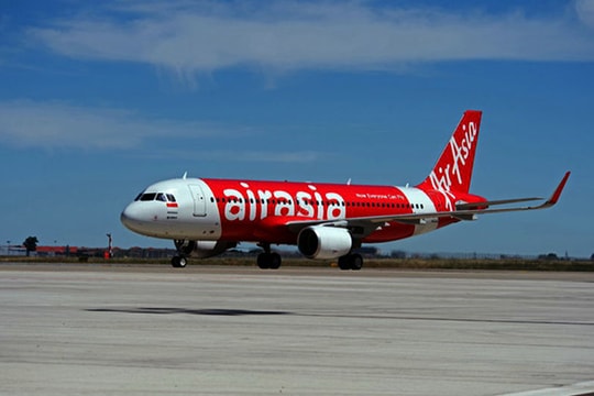 Chuyện làm ăn của hãng hàng không giá rẻ AirAsia