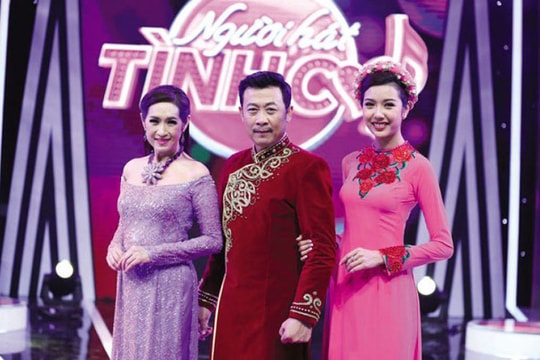 Cuộc đua bolero: Làm kinh doanh hay làm nghệ thuật?