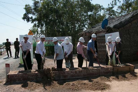 Đồng Tâm, Trường Hải khởi công ba cây cầu tại Long An