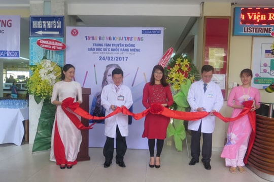 Khai trương Trung tâm Truyền thông Giáo dục Sức khỏe răng miệng