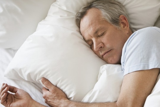 Mối liên quan giữa giấc ngủ và bệnh Alzheimer