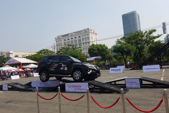 Toyota tổ chức "Toyota - Hành trình Đông Nam Á 2017"