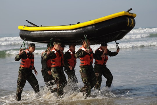 Bài học lãnh đạo của cựu sĩ quan đặc nhiệm SEAL