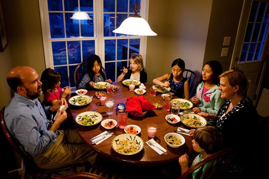 Những sai lầm vào buổi tối gây tăng cân