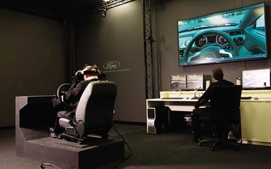 Ford áp dụng công nghệ "thực tế ảo" vào lái thử xe