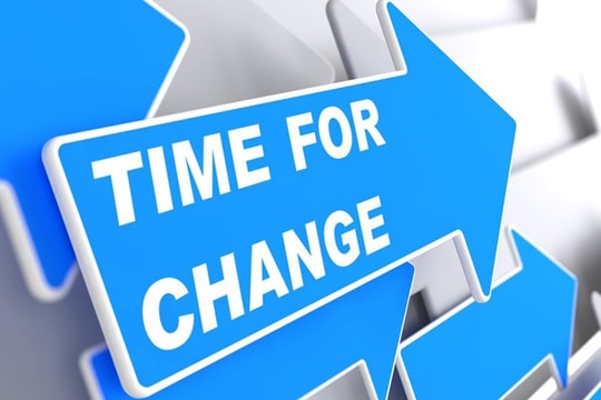 Doanh nghiệp rẽ sang ngành hàng mới, cổ đông nghĩ gì?