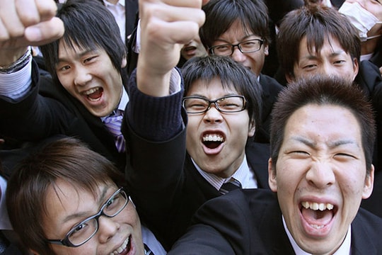 Nhật Bản: 98% số người được nhận làm con nuôi là đàn ông