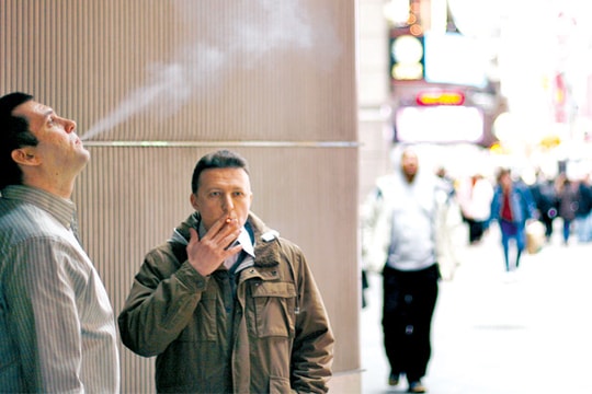 Các quỹ đầu tư "tuyên chiến" với thuốc lá