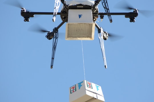 Máy bay không người lái đã "bay" đến đâu?