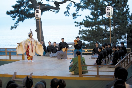 Kịch Noh và cách người Nhật bảo tồn di sản