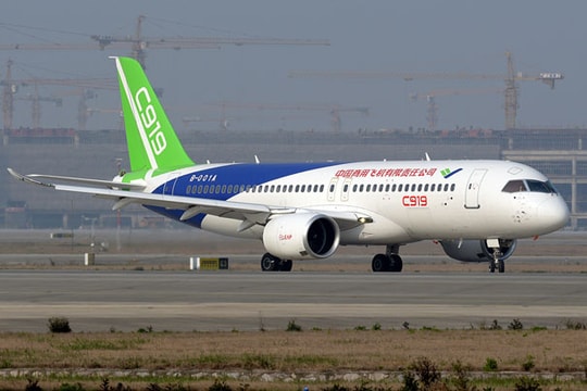 Máy bay "Made in China" sắp được sản xuất hàng loạt