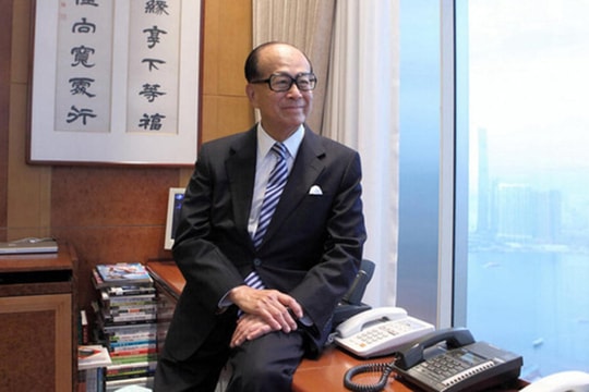 Tỷ phú giàu nhất Hong Kong và bí quyết "hốt bạc" trong ngành bán lẻ